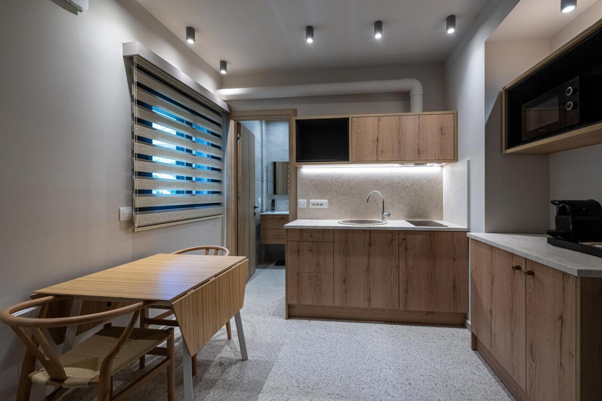 Asklipiou Cube - Kalamata Mediterranean Suites Exterior photo