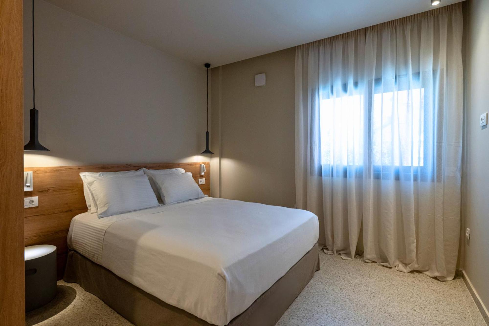 Asklipiou Cube - Kalamata Mediterranean Suites Exterior photo